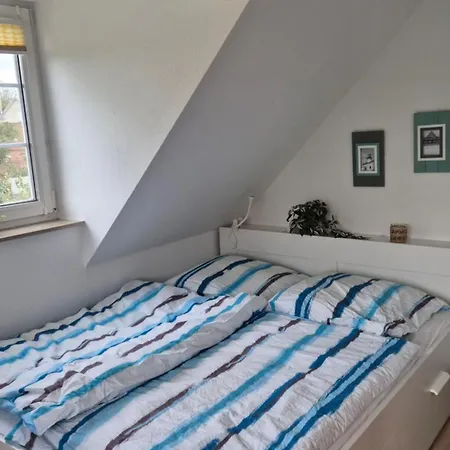 Holiday home Sommerhaus In Familienfreundlich, Mit Garten & Sauna *